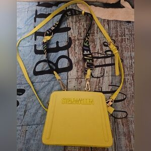 New Steve Madden Neon Green Interchangeable Strap Bevelyn Crossbody Purse